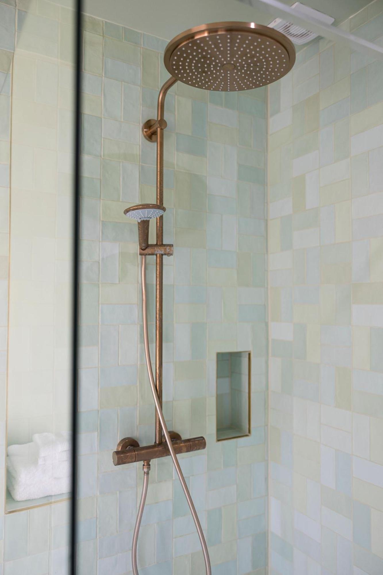 Atelier K - Art Guesthouse In Brussels Ixelles Bagian luar foto