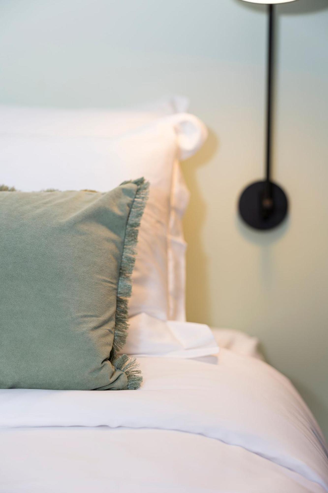 Atelier K - Art Guesthouse In Brussels Ixelles Bagian luar foto