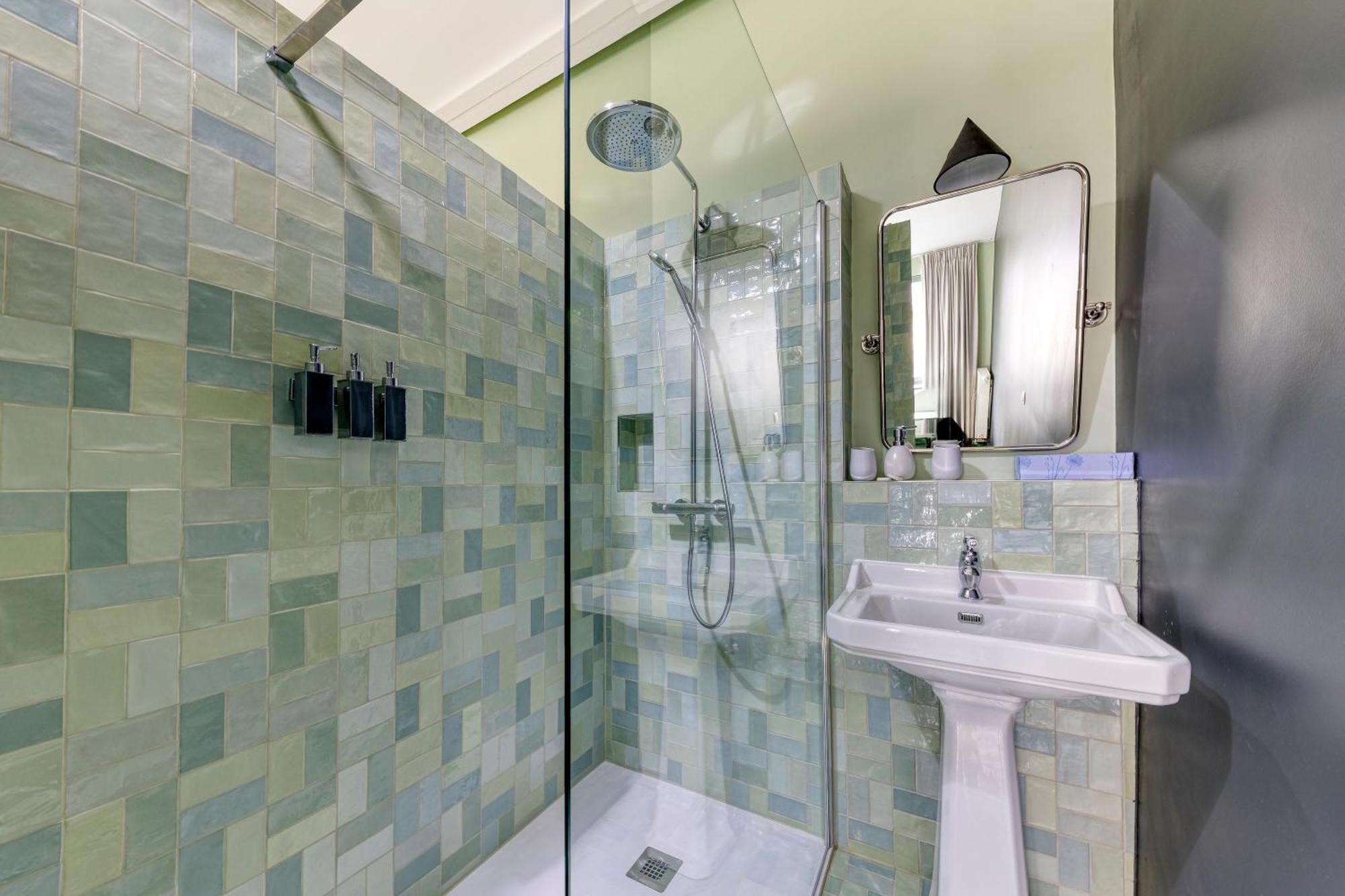 Atelier K - Art Guesthouse In Brussels Ixelles Bagian luar foto