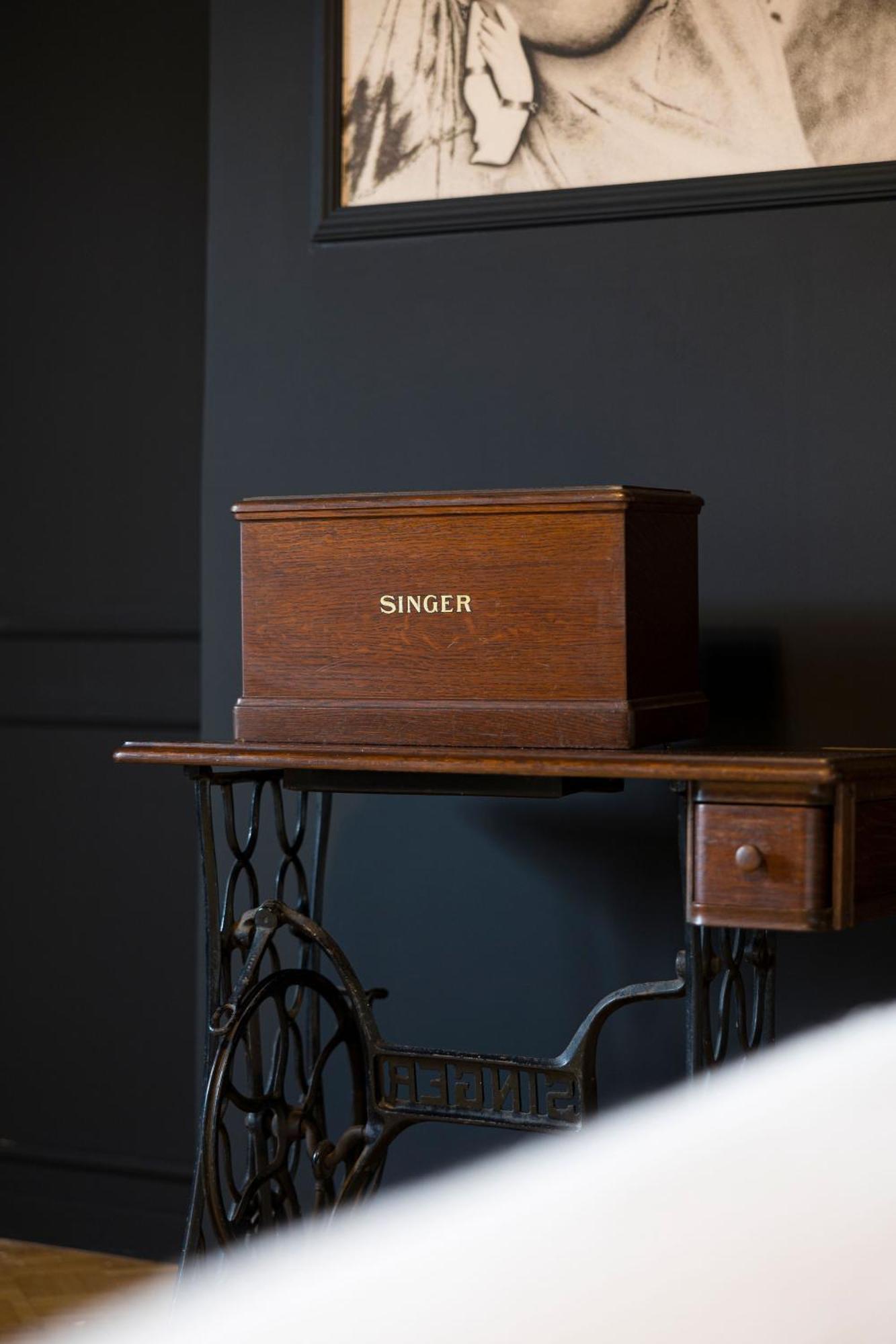 Atelier K - Art Guesthouse In Brussels Ixelles Bagian luar foto